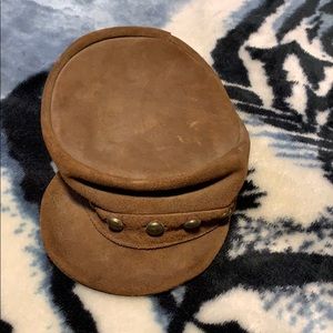 VINTAGE LEATHER HAT